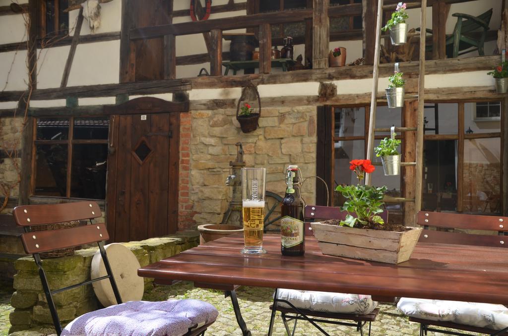 & Cafe Mohrenbrunnen Айзенберг